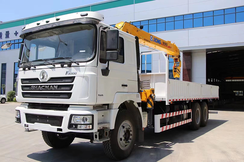 4*2 Crane Truck